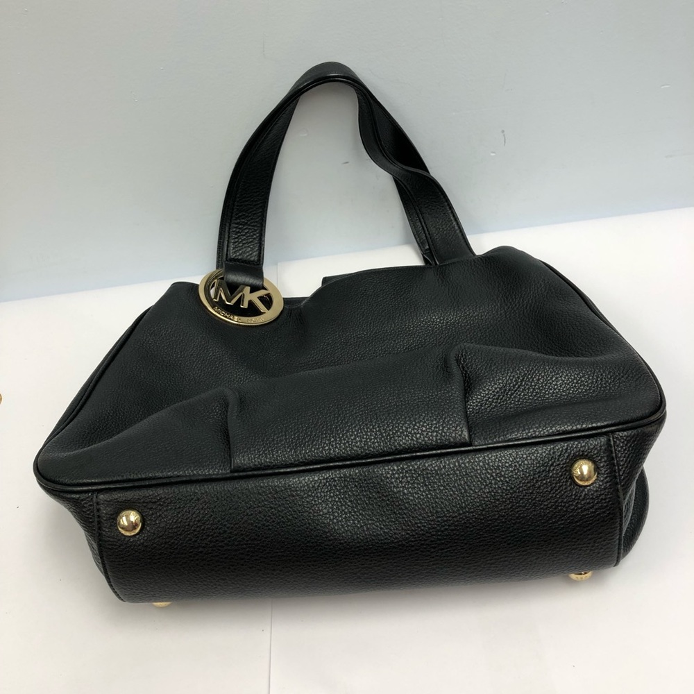 Michael kors handbag beautiful black soft leather - Picture 3 of 8